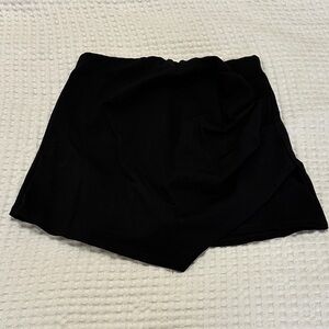 Windsor Black Skort
